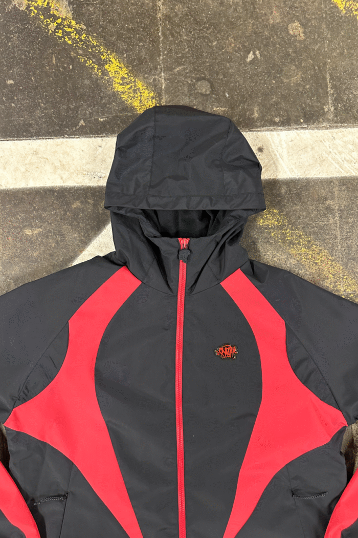 VORTEX WOVEN JACKET – BLACK/RED